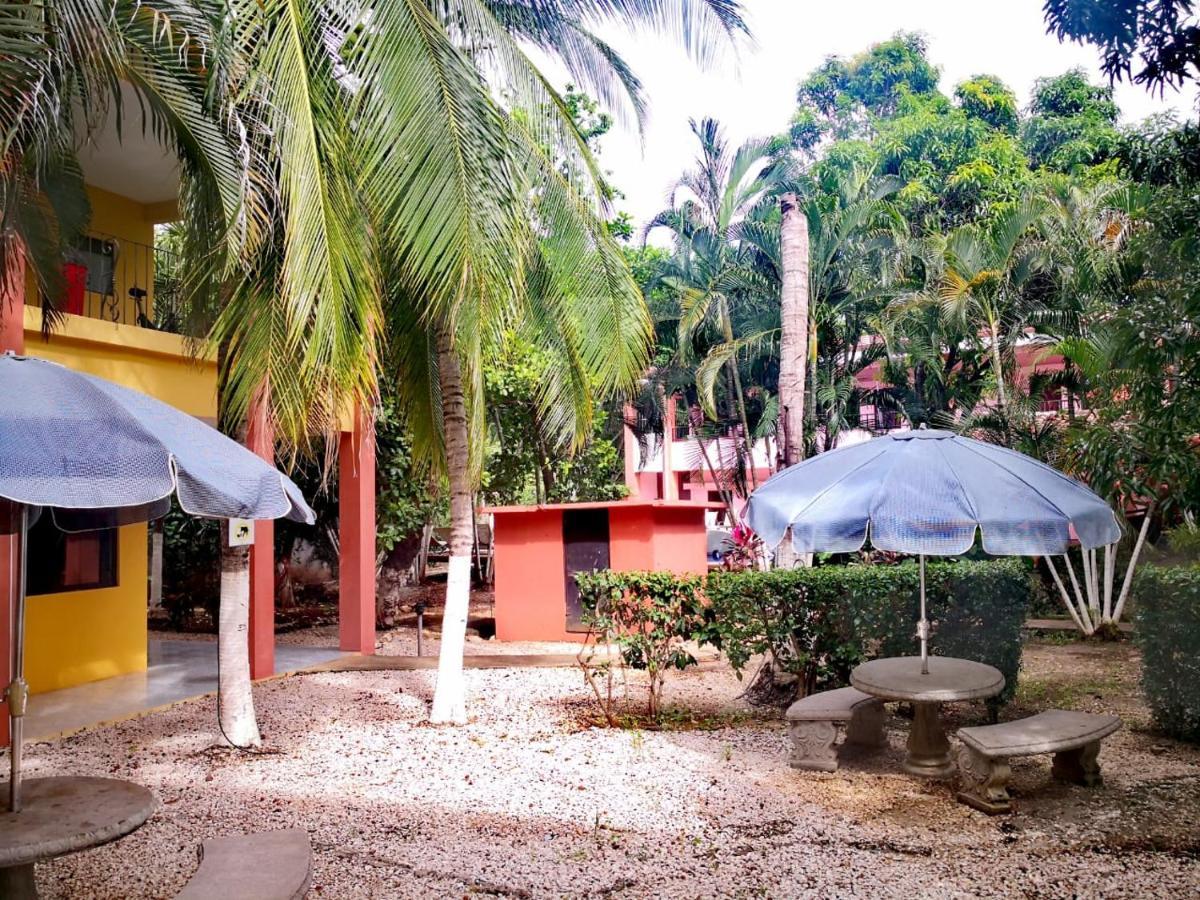 Hotel Nany Brasilito Bagian luar foto