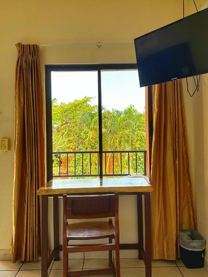 Hotel Nany Brasilito Bagian luar foto
