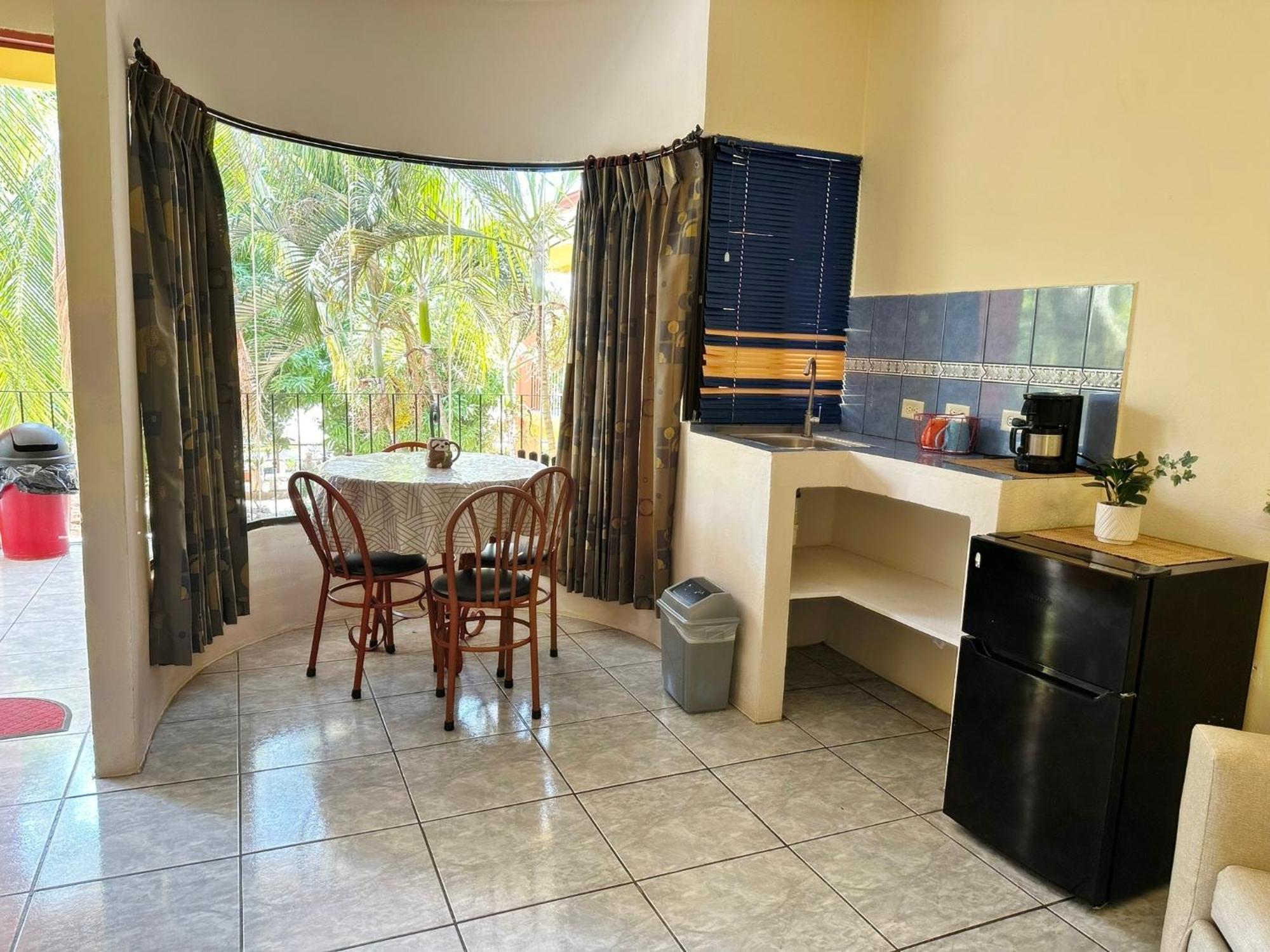 Hotel Nany Brasilito Bagian luar foto