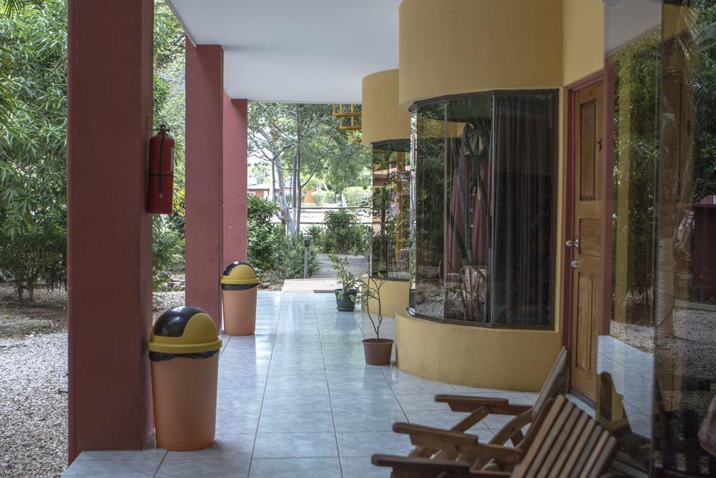 Hotel Nany Brasilito Bagian luar foto